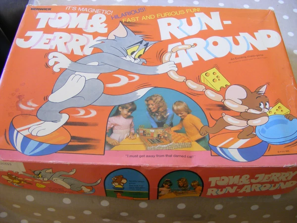 Cover image of Tom & Jerry Run-around board game