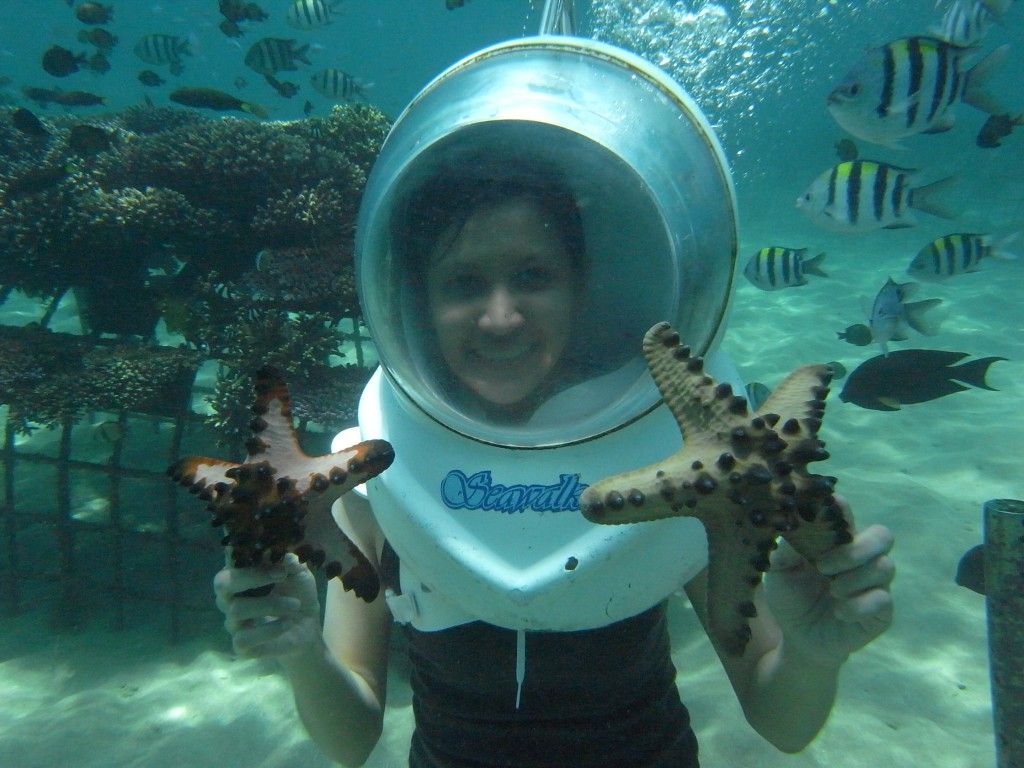 https://ik.imagekit.io/bgudgv9um3/1675920316underwater_walk_pattaya.jpg