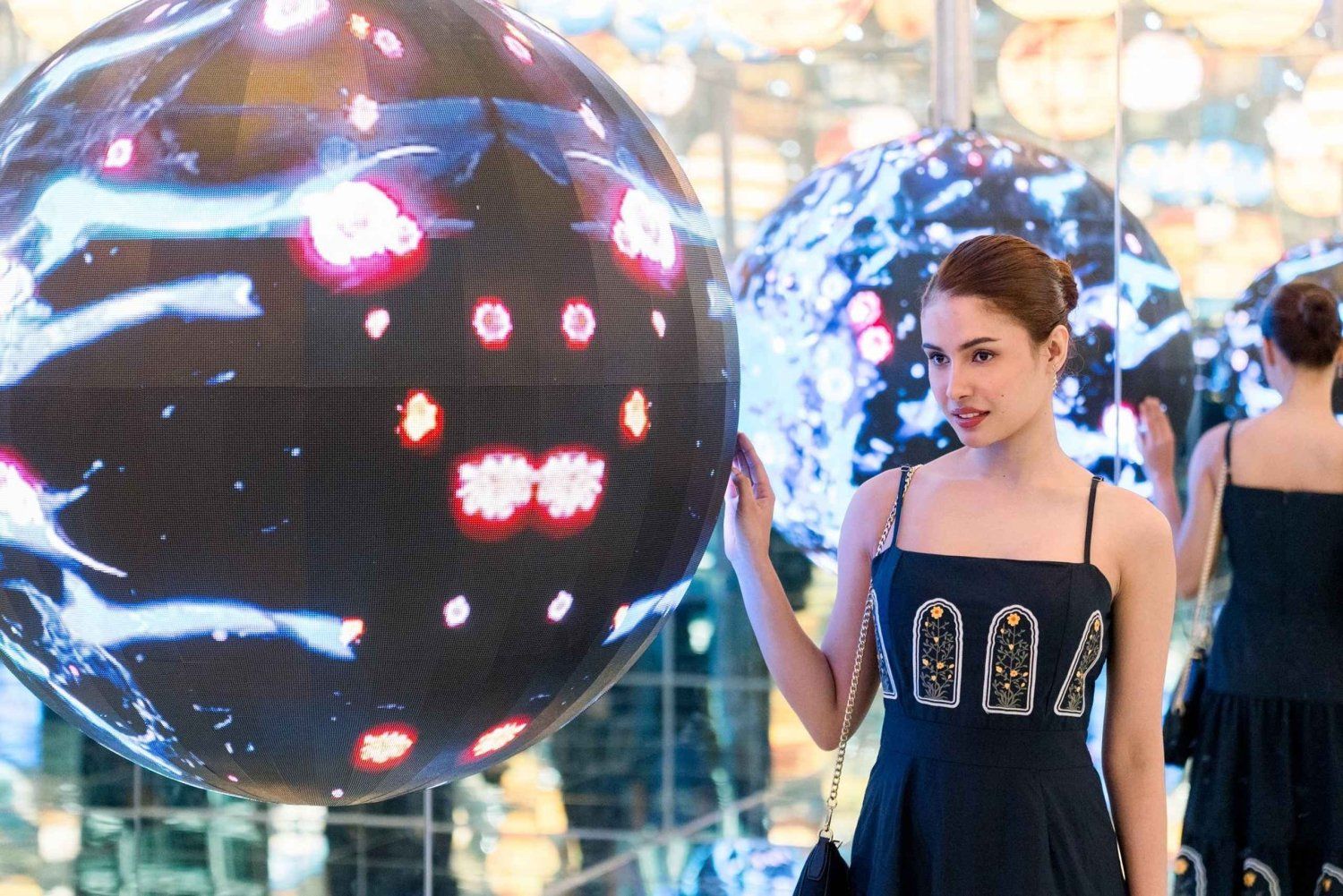 https://ik.imagekit.io/bgudgv9um3/1754451580bangkok-space-time-cube-vr-9d-museum-experience-5314239.jpg