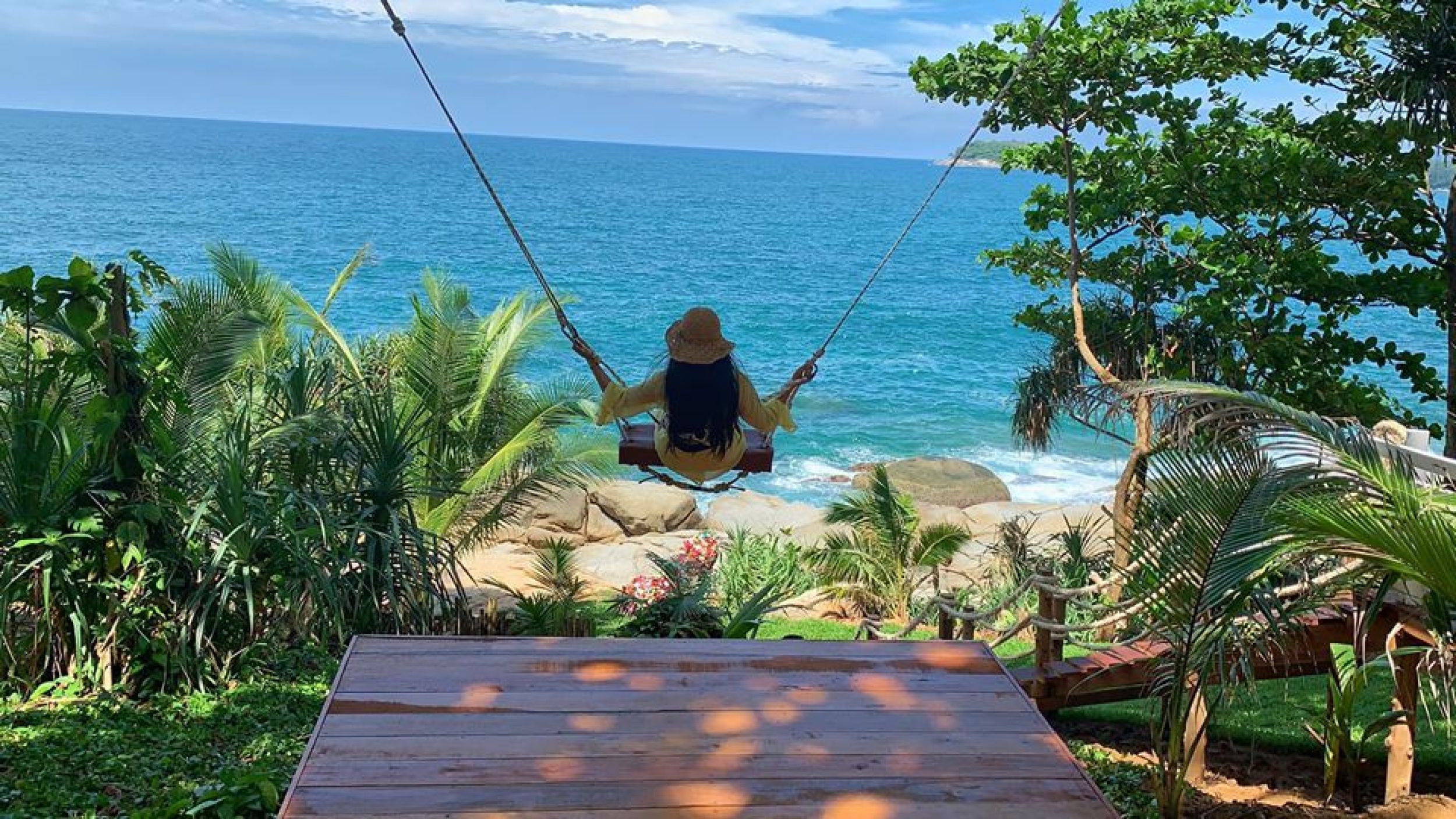 https://ik.imagekit.io/bgudgv9um3/1761451919phuket-rock-beach-swing-ticket-hectindia-3.jfif