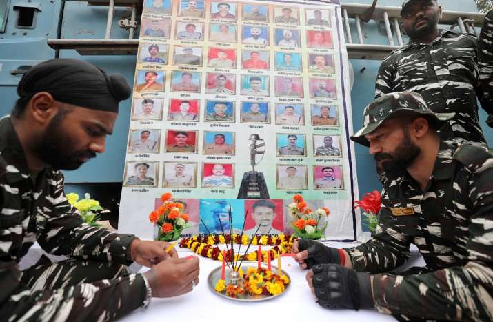 2 YEARS OF PULWAMA ATTACK: LOOK BACK TO THE 'BLACK DAY' OF INDIA, WHEN 40 ARMY SOLDIERS WERE KILLED IN ACTION 3 Attack of Pulwama