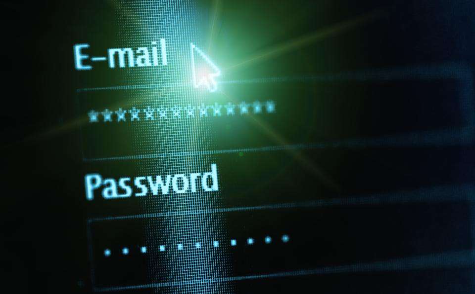 Hackers have attacked users of the State Bank of India with a text phishing scam 2 hacking