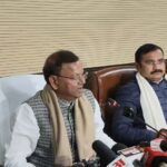 बीजेपी प्रदेश अध्यक्ष पंकज चौधरी राजनीतिक मुद्दों और भ्रष्टाचार पर बात करते हुए।