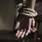 वाराणसी के कपसेठी क्षेत्र से लापता हुई किशोरी और उसकी तलाश में जुटी पुलिस टीम।