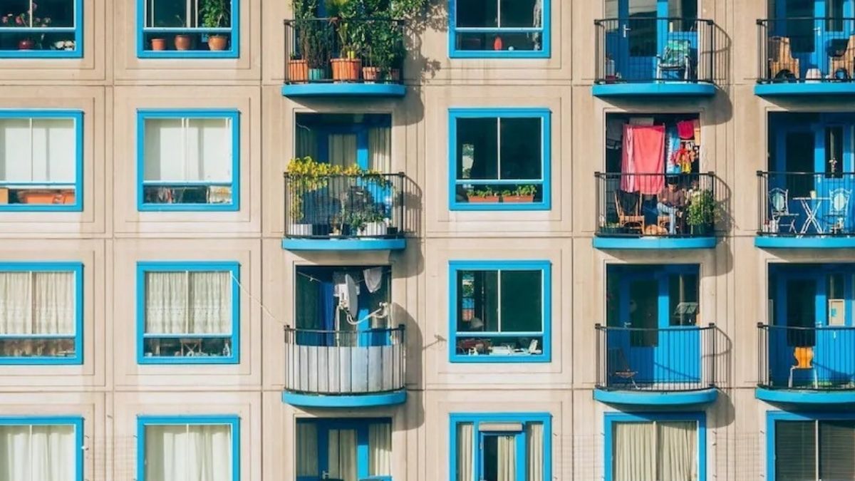 शहरों में गायब हो रही 'खुली हवा