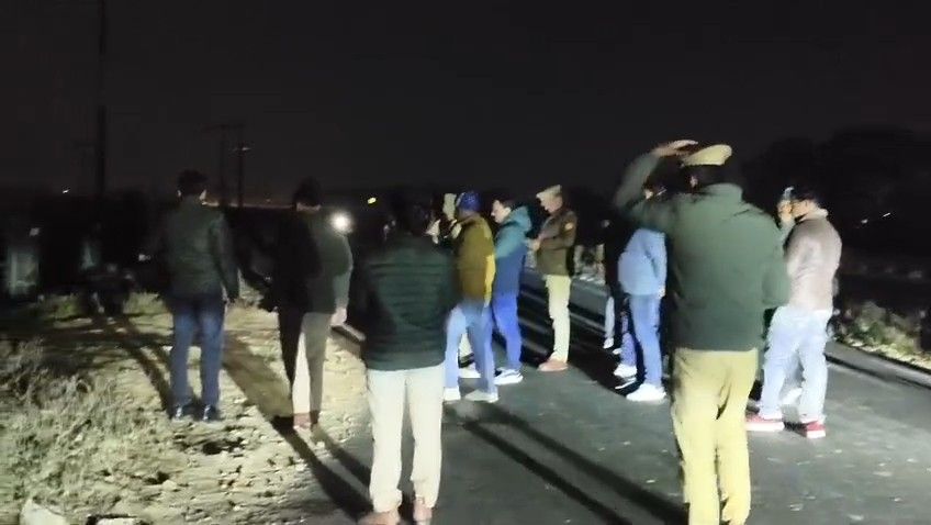 वाराणसी में एसटीएफ एनकाउंटर में मारे गए 1 लाख के इनामी बदमाश बनारसी यादव की तस्वीर।