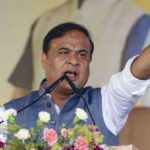 आपत्तिजनक इशारे पर असम में सियासी भूचाल