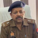 मऊ में बहू और प्रेमी द्वारा ससुर की हत्या के मामले में गिरफ्तार आरोपी।