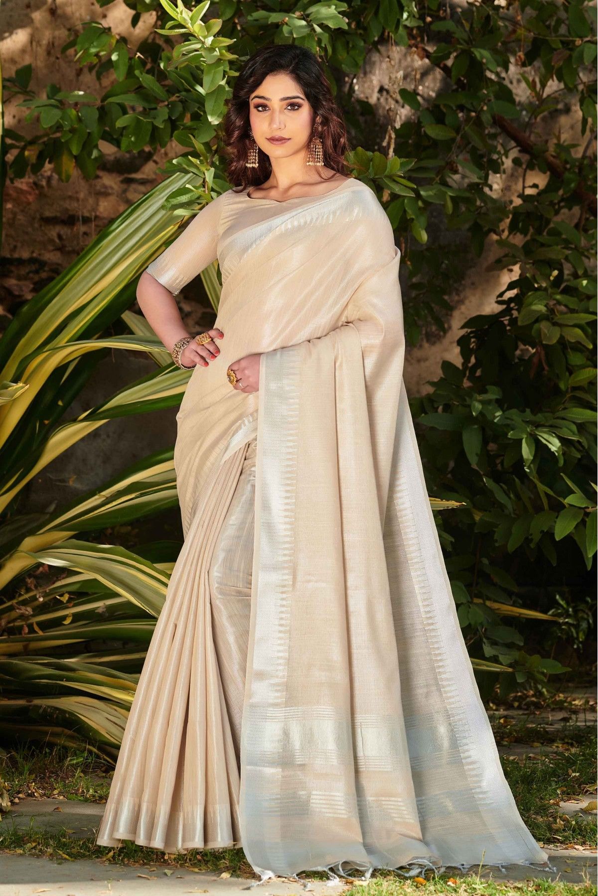 Banarasi Silk Saree in Beige Gold Color