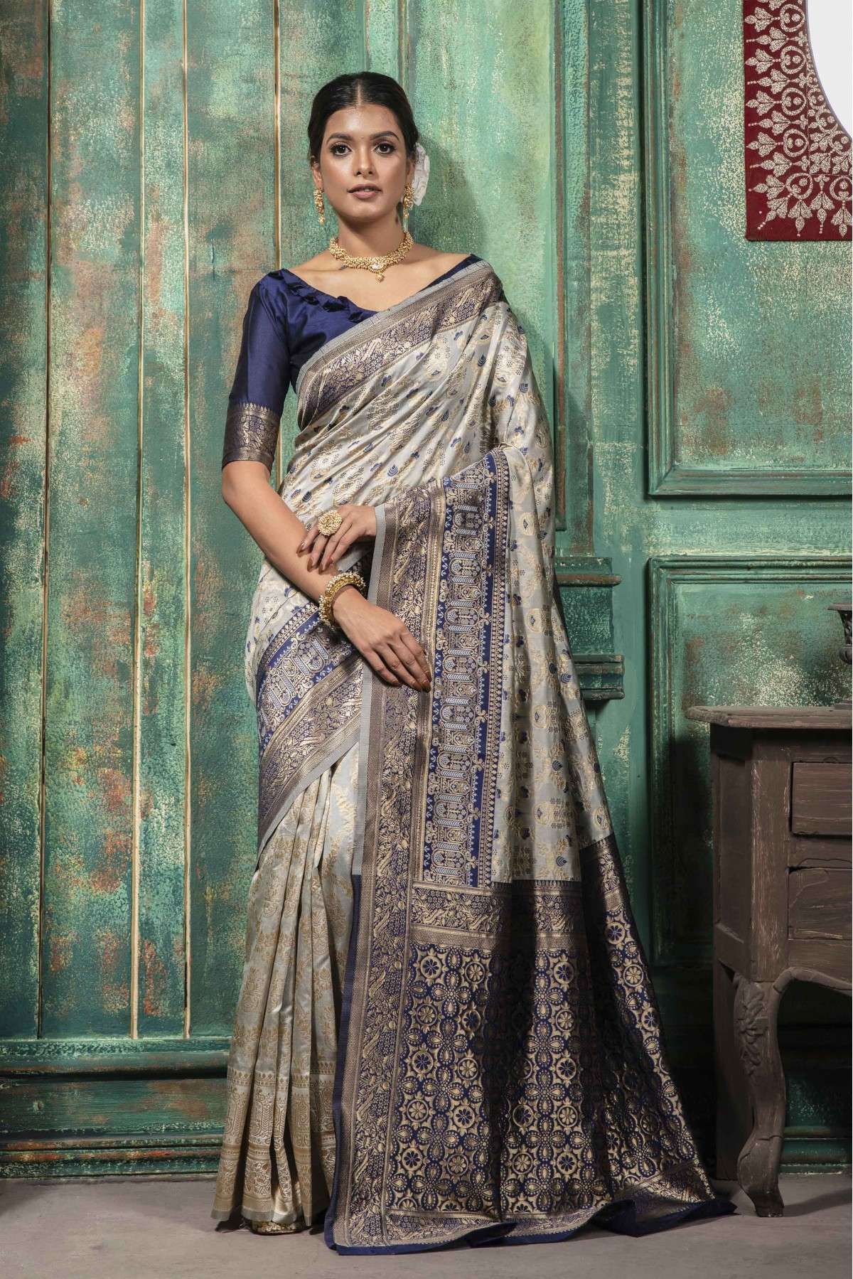 Best Seller Grey Silk Woven Zari Saree|SARV138989