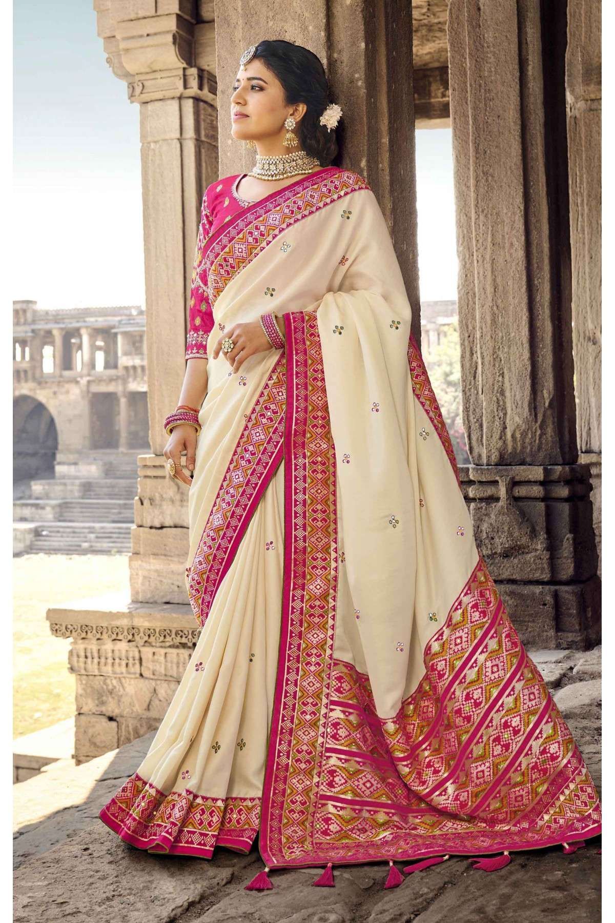 Buy Ratnavati Woven Banarasi Silk Blend, Pure Silk Cream Sarees Online @  Best Price In India | Flipkart.com