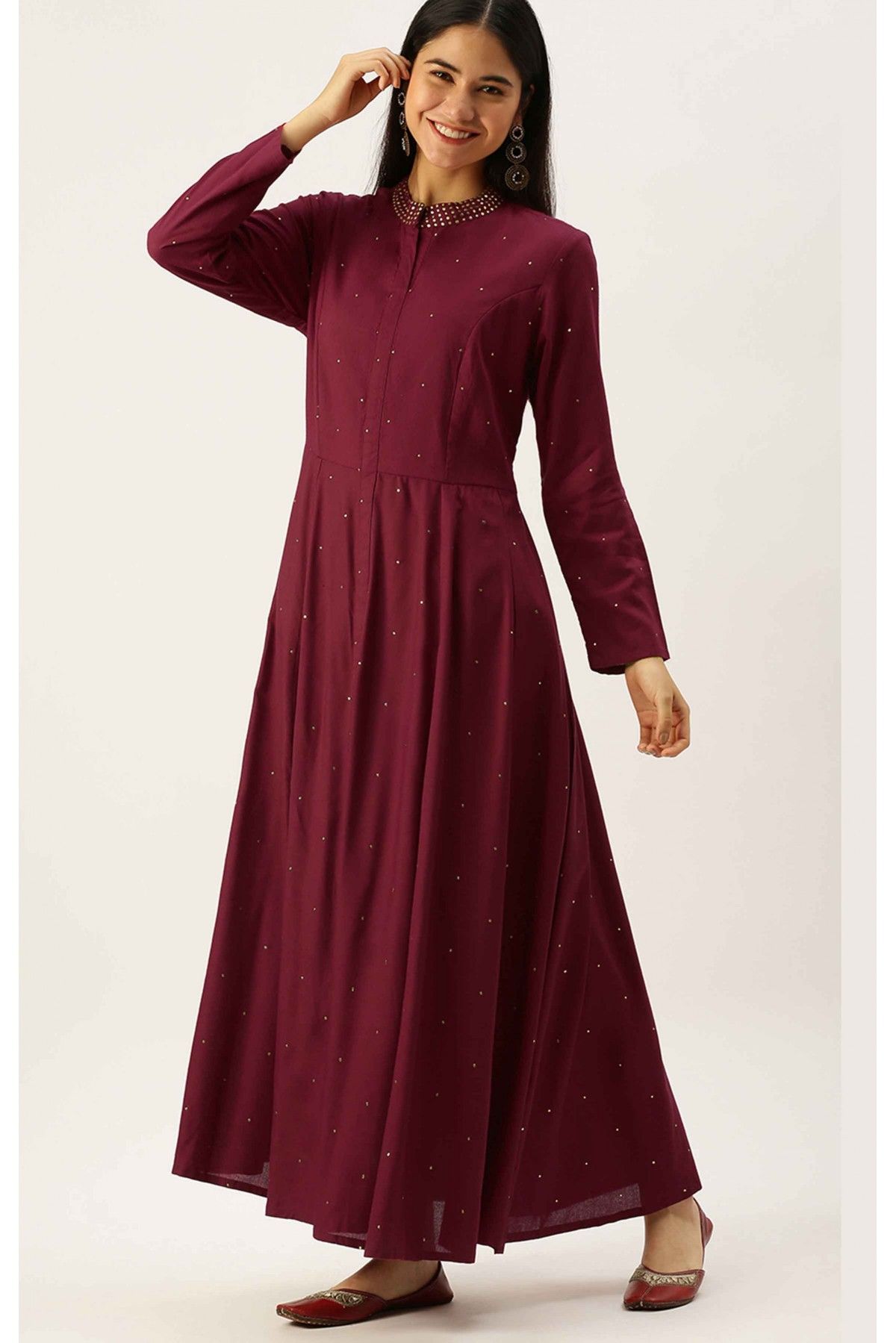 Chiffon Party Outfit in Maroon Color - Beautiful Pakistani Designer Dress  Premium Party Wear - Pakistani Wedding Party Dresses #M0035 | Estilo hijab