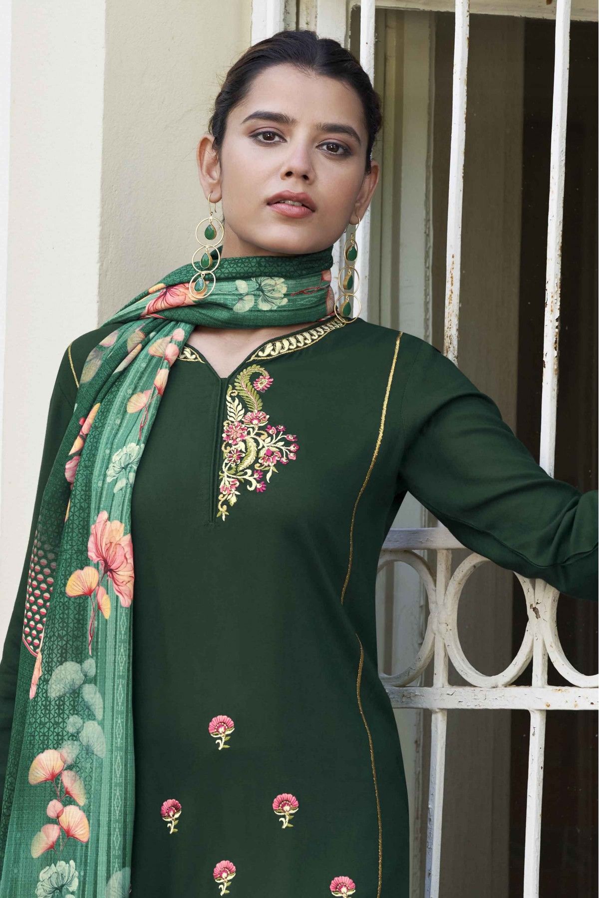 Classy Pista Green Pure Cotton Contrast Embroidered Kurta Pant Set