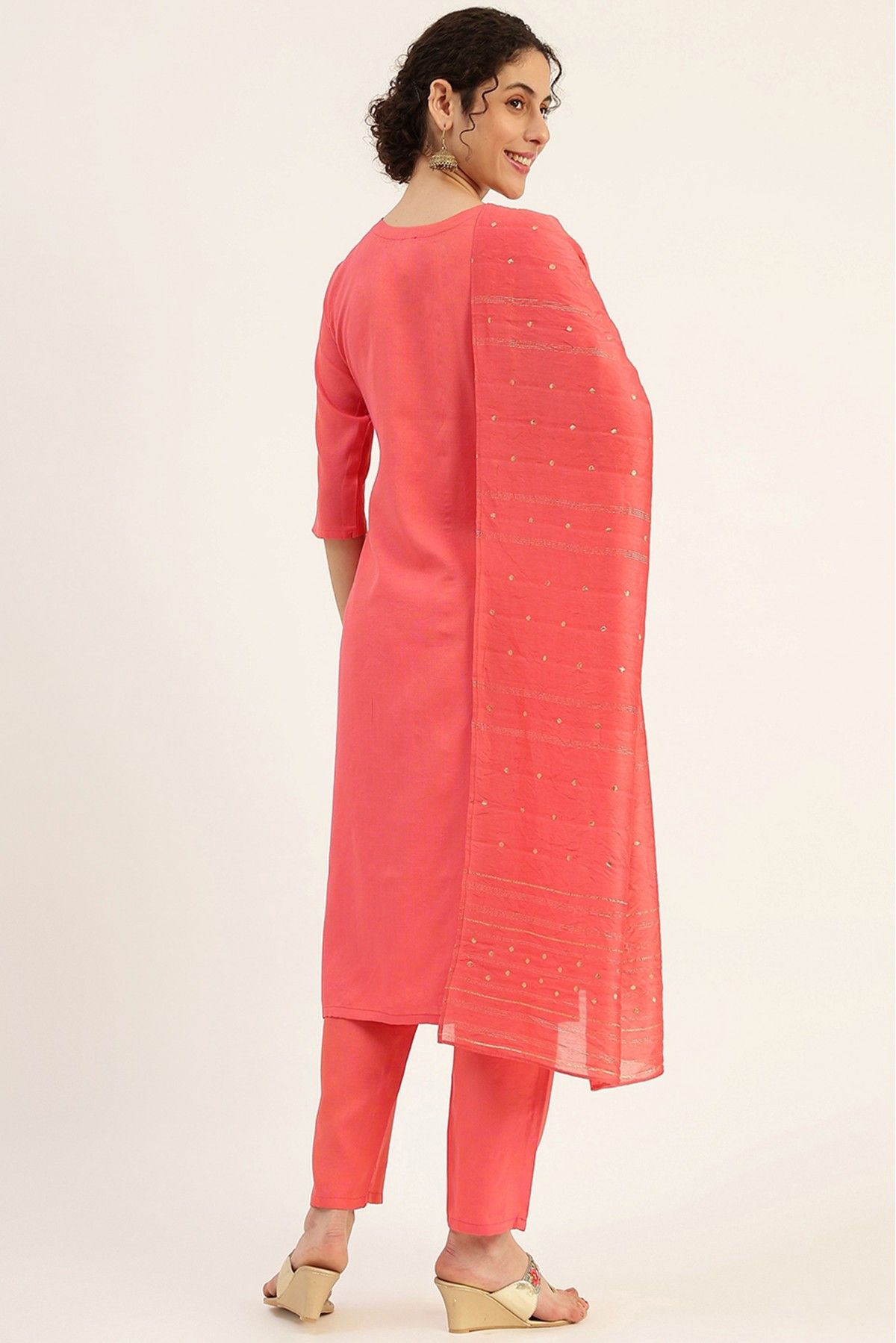 https://ik.imagekit.io/bhsa3gea8yj/products/tr:w-1200/2022/June-2022/Viscose-Rayon-Embroidery-Pant-Style-Suit-In-Pink-Colour-SS4781716-B.jpg