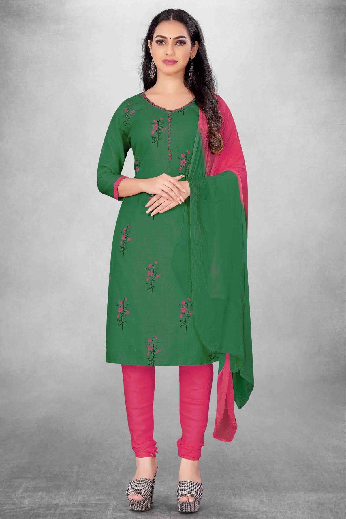 Buy Cotton Embroidered Yoke Long Kurta for Women Online at Fabindia |  10689742