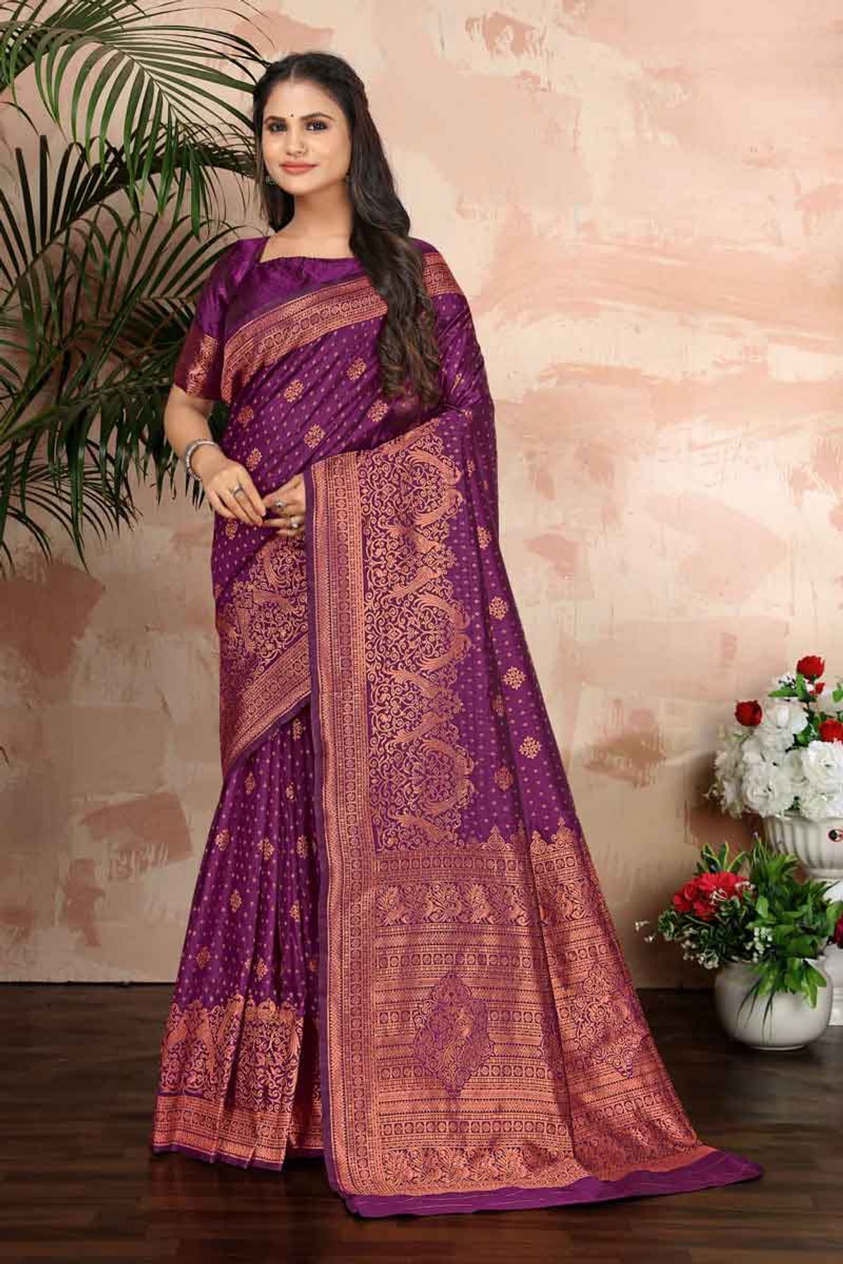 Buy Apple Red Zari woven Banarasi Silk Saree Online | Samyakk