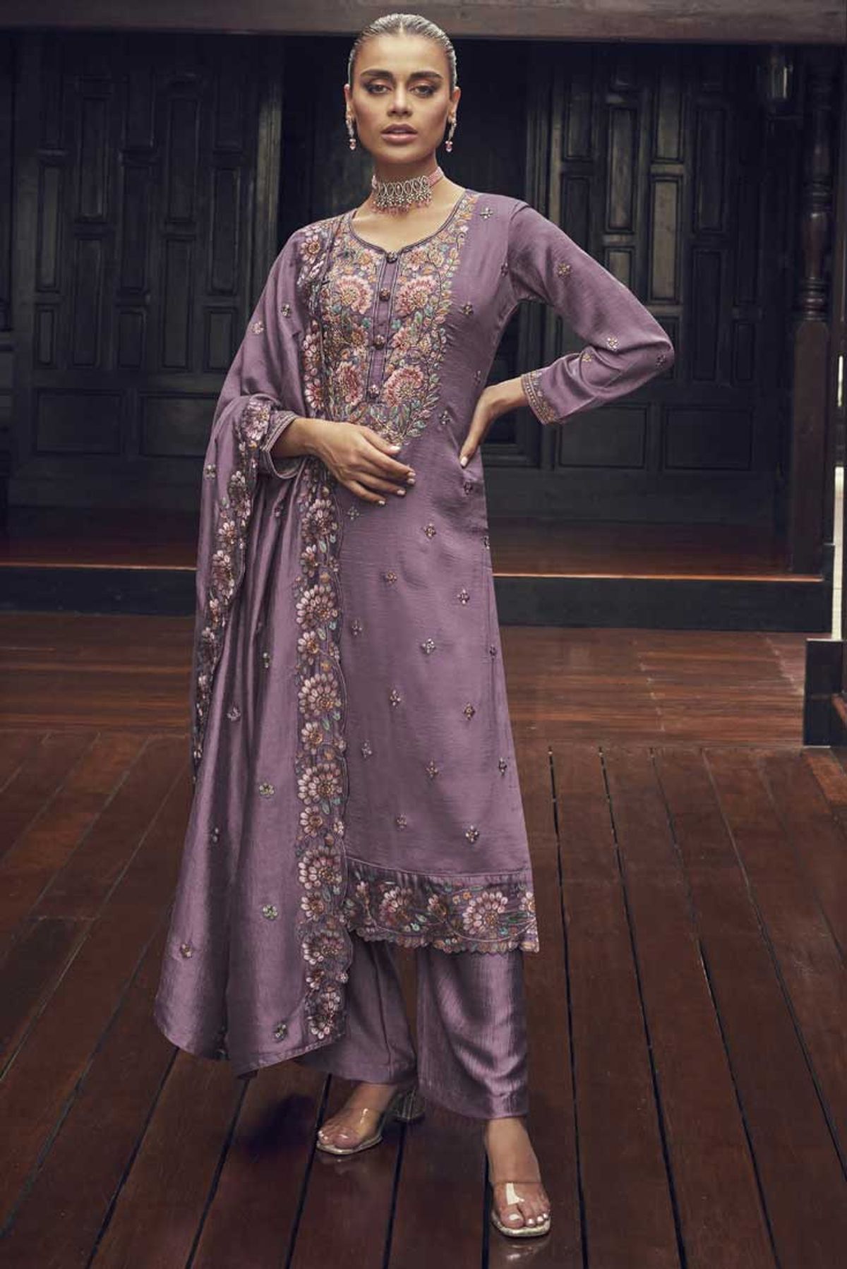 What is Special About Salwar Kameez? Is Salwar Kameez Casual or Formal