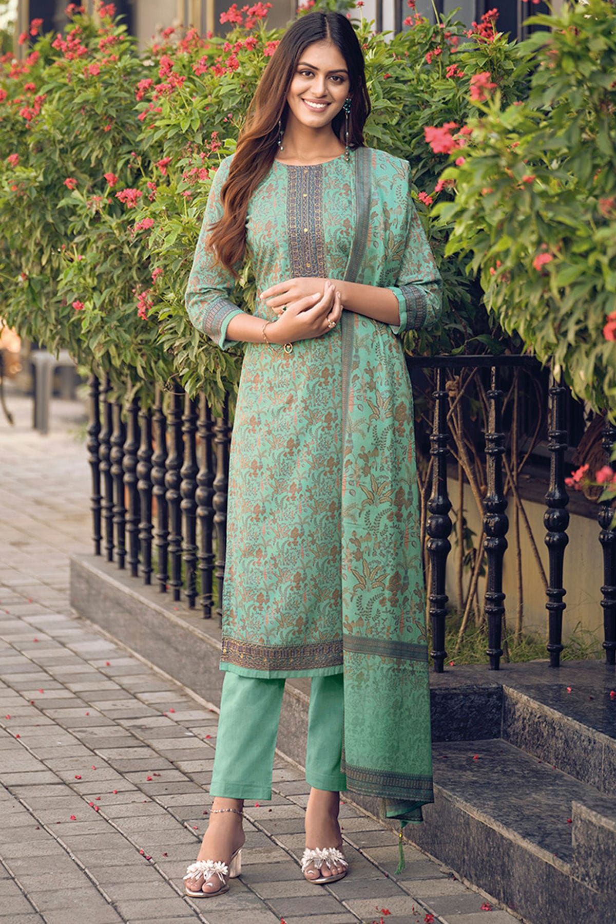 Esra Karachi Suits Vol 3 By Nafisa Cotton Digital Print Adorable Salwa