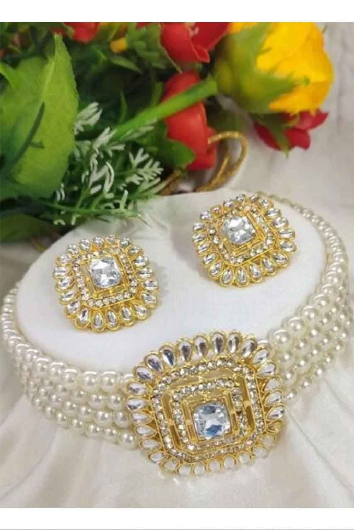 Indian Festive White Colour Necklace Set NS05646779
