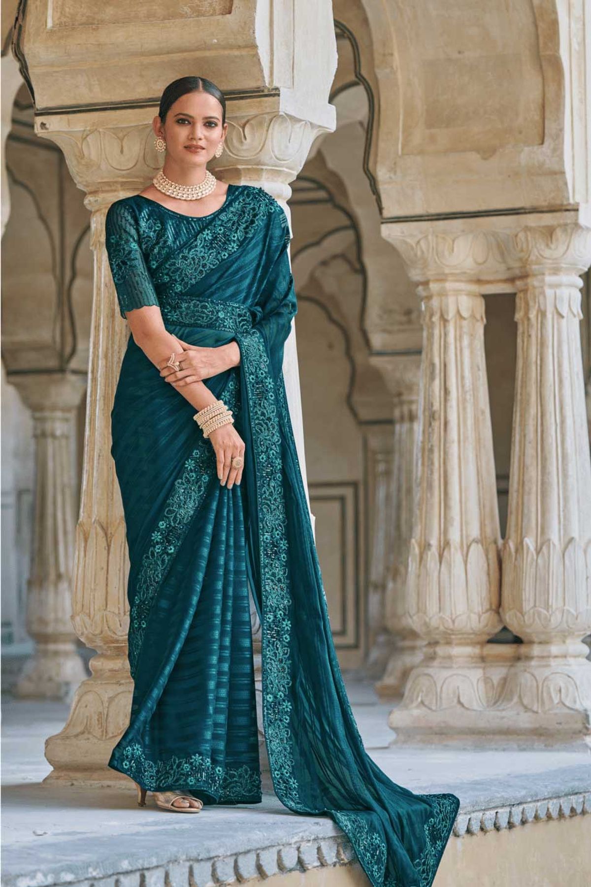 The Evolution of Bollywood Through its Love Affair with Chiffon Sarees |  GlobalSpa - Beauty, Spa & Wellness, Luxury Lifestyle Magazine Online