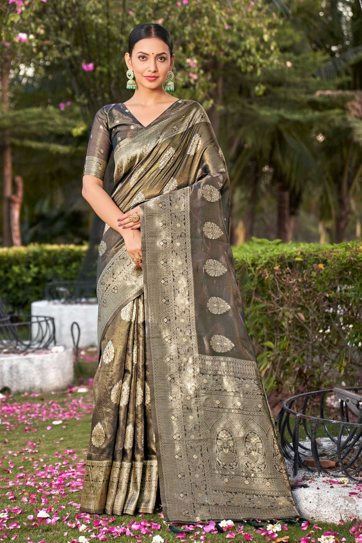 Sr Sadi Traditional Designer Festival & Casual Wear Fancy Georgette Saree  Collection