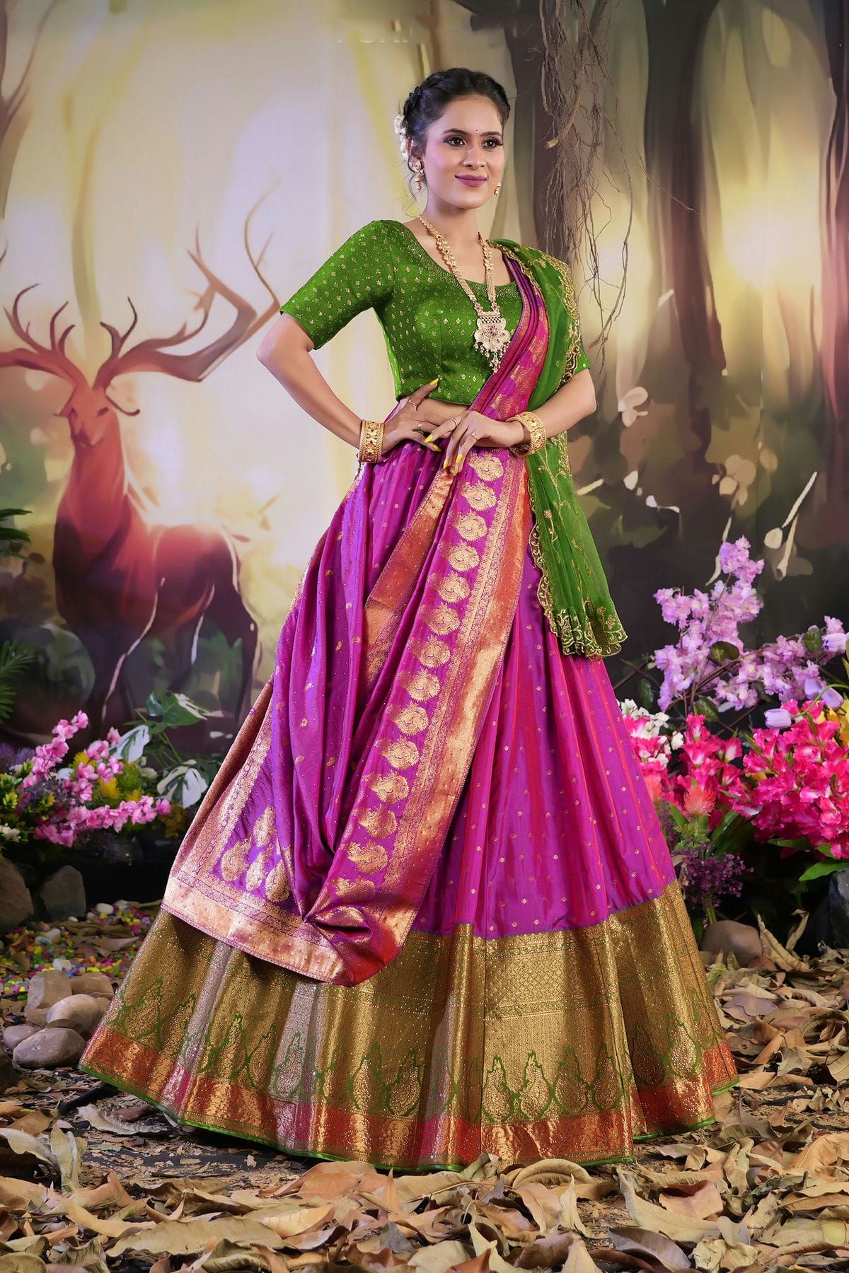 Pandadi Saree Green & Red Semi-Stitched Lehenga & Unstitched Blouse With  Dupatta Price in India, Full Specifications & Offers | DTashion.com