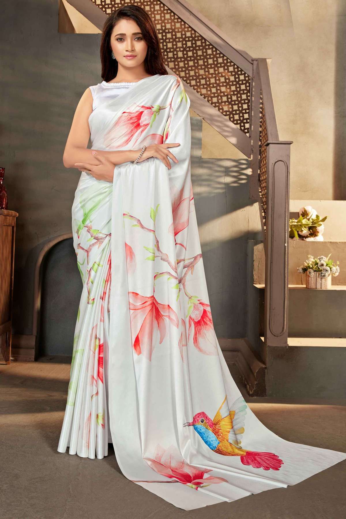 Buy online Pure Chiffon Digital printed Designer saree with Foil print  Pink-AF1908