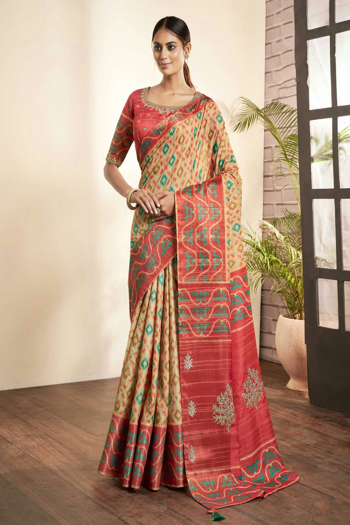 Bhagalpuri Silk Saree in Beige : SUG768