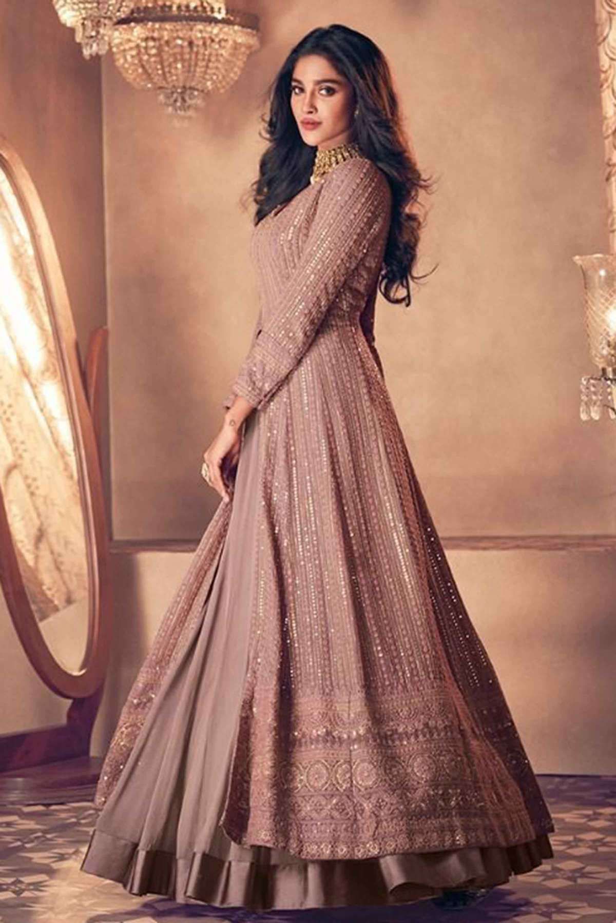 Cream #Georgette #Lehenga #Style #Salwar #Kameez #nikvik #usa #designer  #australia #canada #freeshippin… | Stylish gown, Salwar kameez designs, Party  wear lehenga