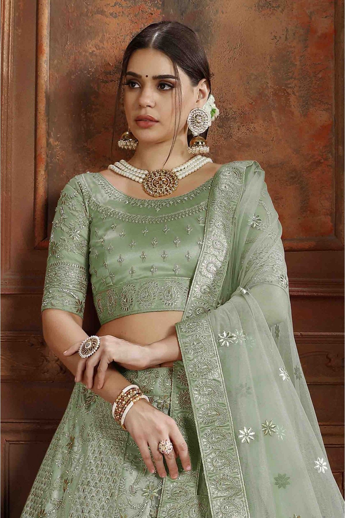 Aggregate more than 89 pista colour lehenga with jewellery - POPPY