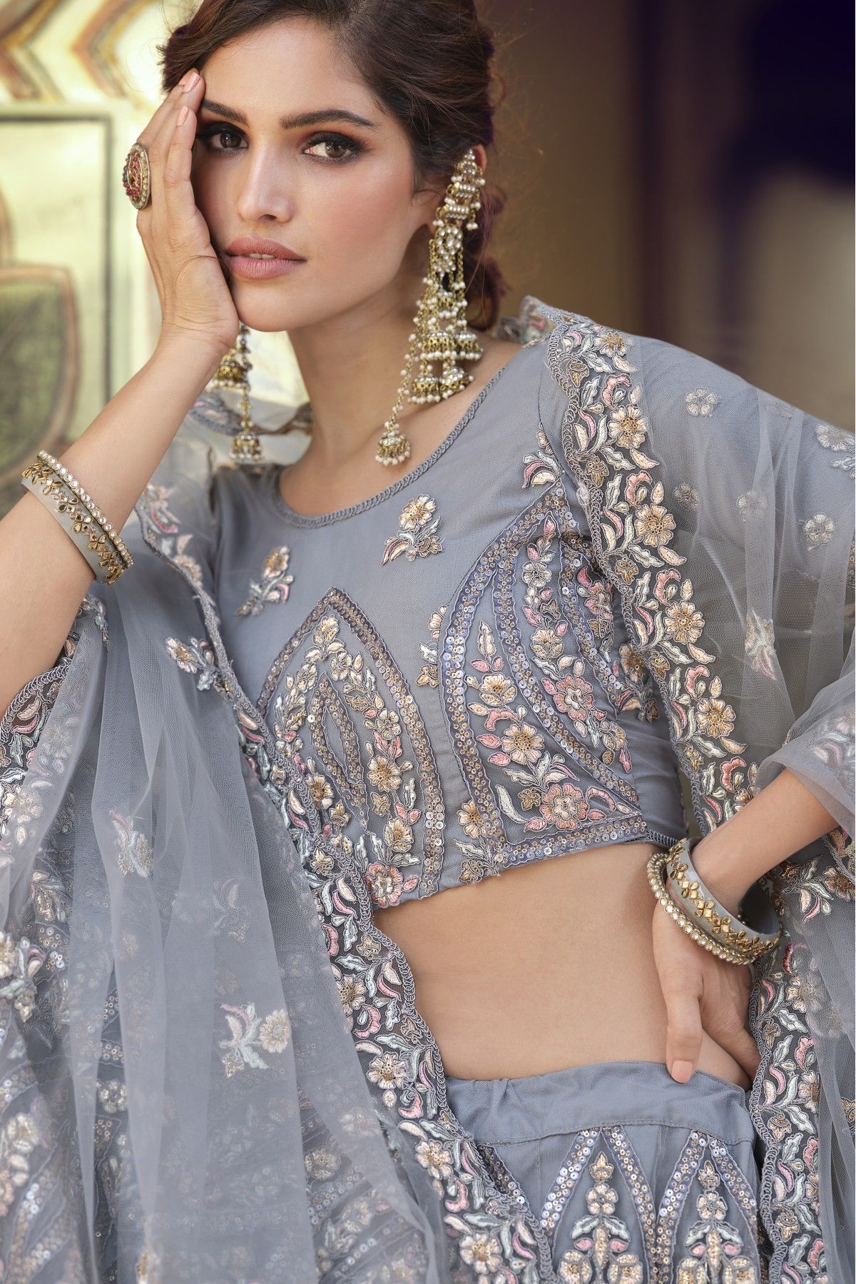 Grey lehenga with silver jewellery | Grey lehenga, Mirror work blouse, Work  blouse