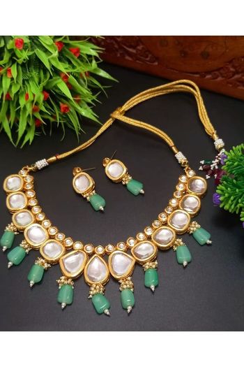 Brass Gold Plated Necklace Set NS05790086