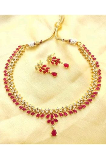 Brass Gold Plated Necklace Set NS05790062