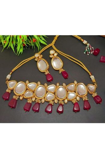 Brass Gold Plated Necklace Set NS05790117