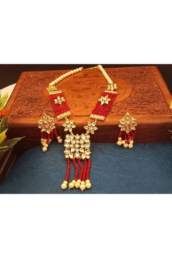 Brass Gold Plated Necklace Set NS05790120