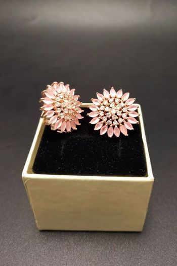 Brass Rose Gold Palted Earrings ER05790055