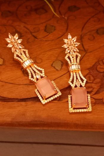 Brass Rose Gold Palted Earrings ER05790107