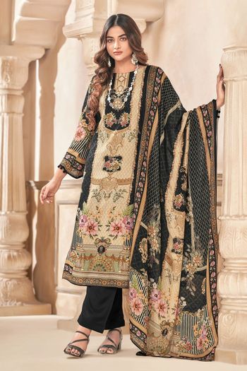 Silk Santoon Pakistani Suit SM00491595