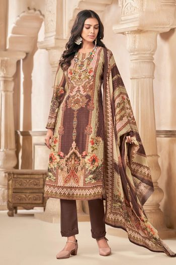Silk Santoon Pakistani Suit SM00491592