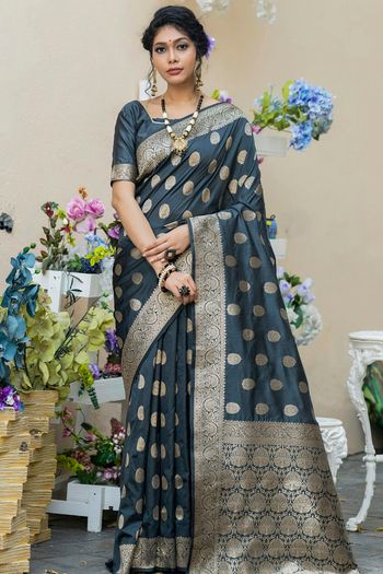 Banarasi Silk Flower Zari Woven Saree SR05800457