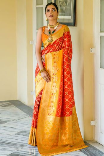 Banarasi Silk Meenakari Bandhani Woven Saree SR05800383