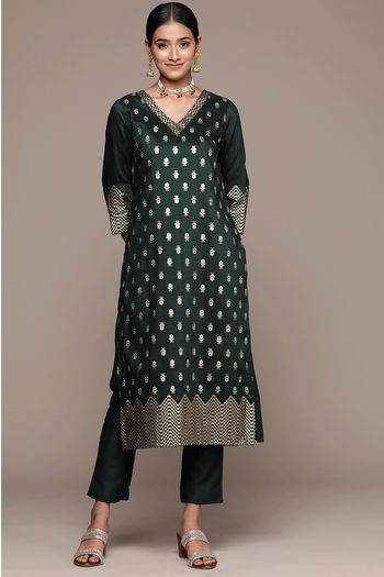 Chinon Floral Print Stitched Kurta And Pant Set KR04512676