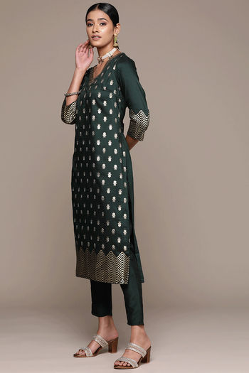 Chinon Floral Print Stitched Kurta And Pant Set KR04512676