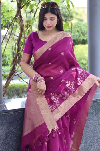 Cotton Silk Thread Woven Saree SR05800351