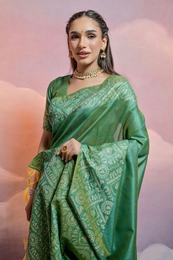 Handloom Raw Silk Handloom Woven Saree SR05800492