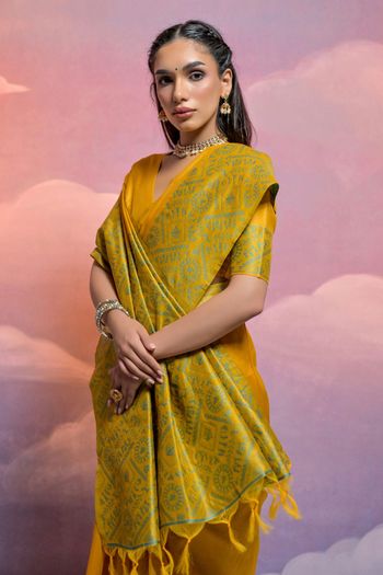 Handloom Raw Silk Handloom Woven Saree SR05800496