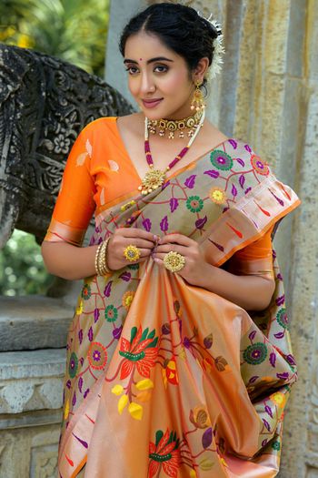 Kanjivaram Silk Meenakari Zari Woven Saree SR05800304