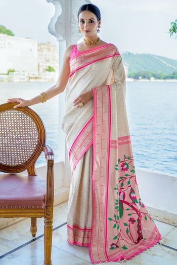 Kanjivaram Silk Meenakari Zari Woven Saree SR05800301