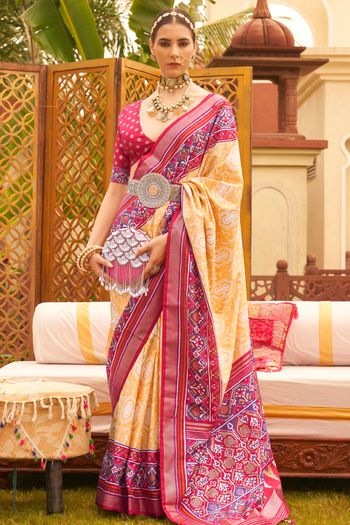 Patola Silk Digital Print Saree SR01353396