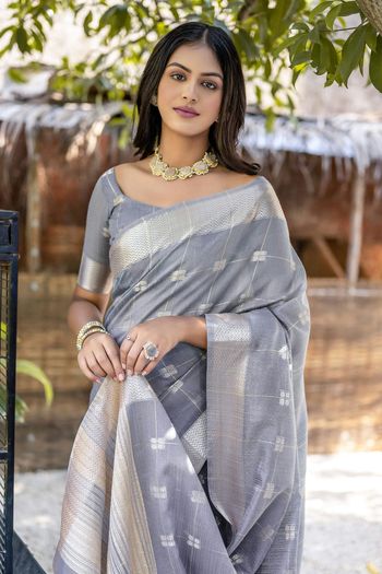 Pure Cotton Handloom Woven Saree SR05800473